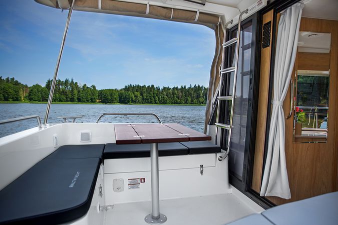 Sun Camper 35 Flybridge | Anna Maria