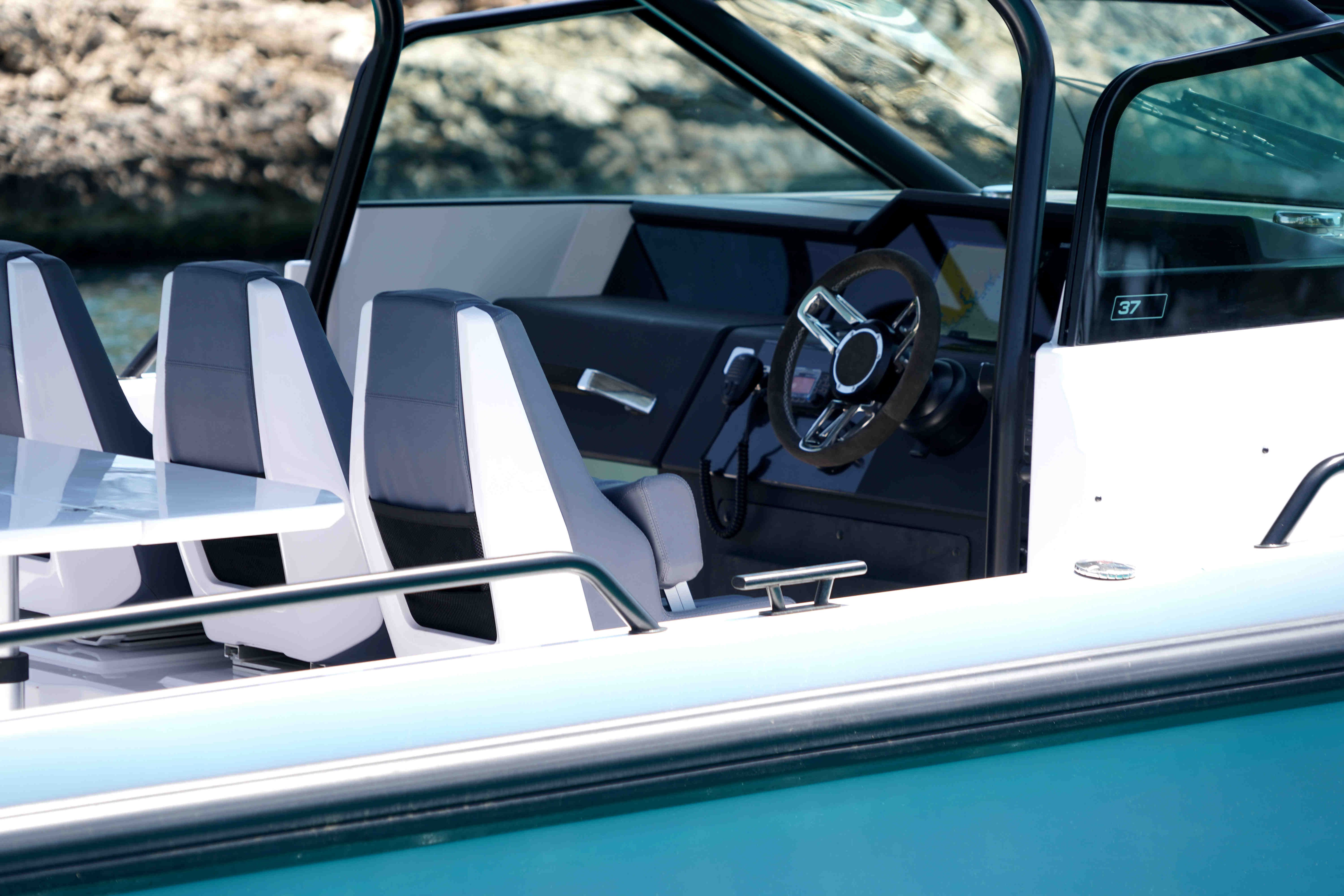 Axopar T-Top Brabus Line 37 | Maverick