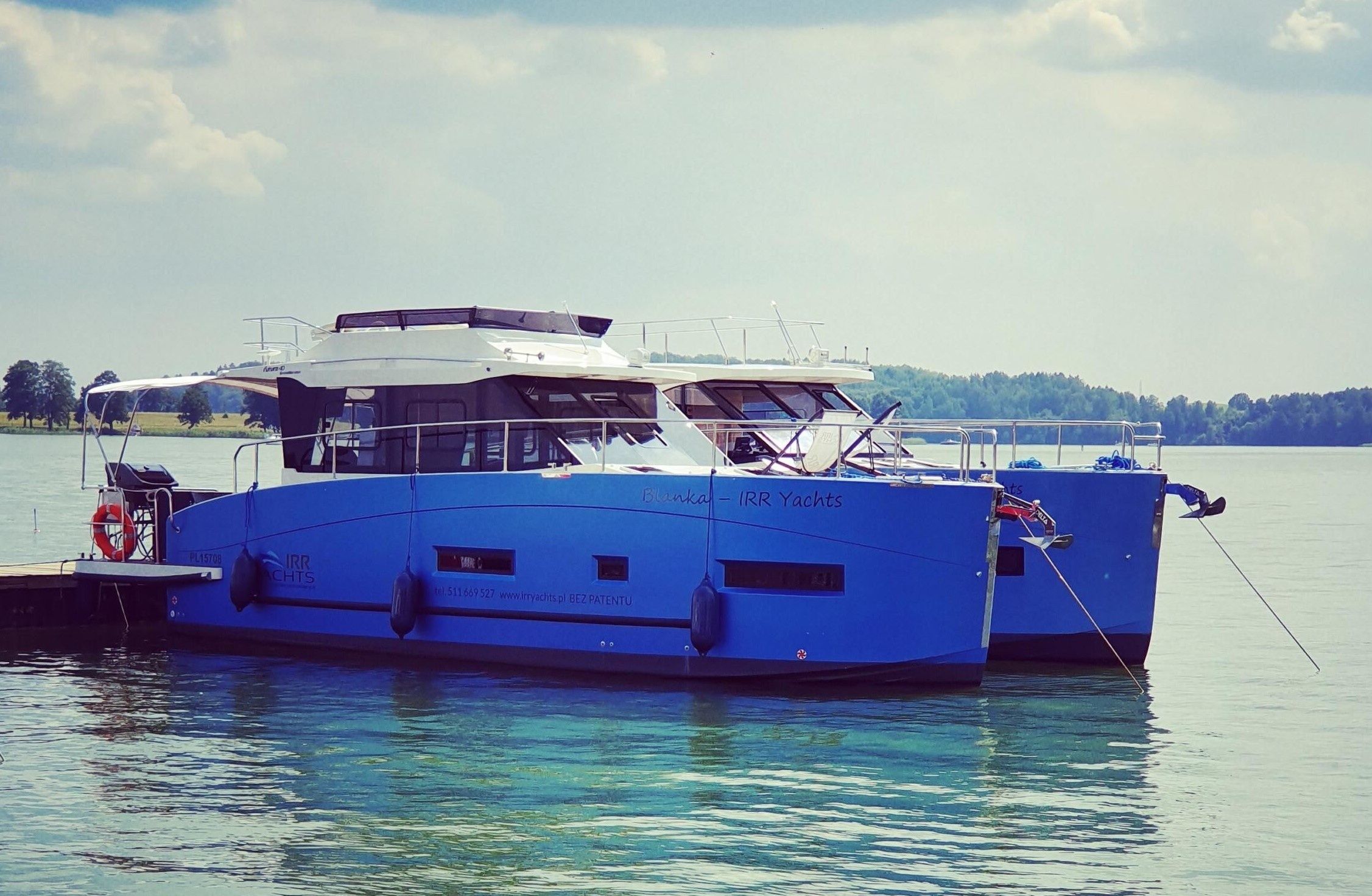 Cobra Yachts 40 | Special Blue XL