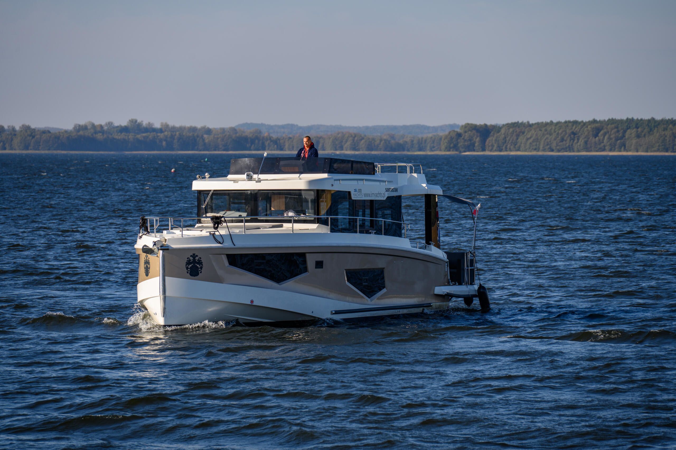 Cobra Yachts 45 | Gold Edition