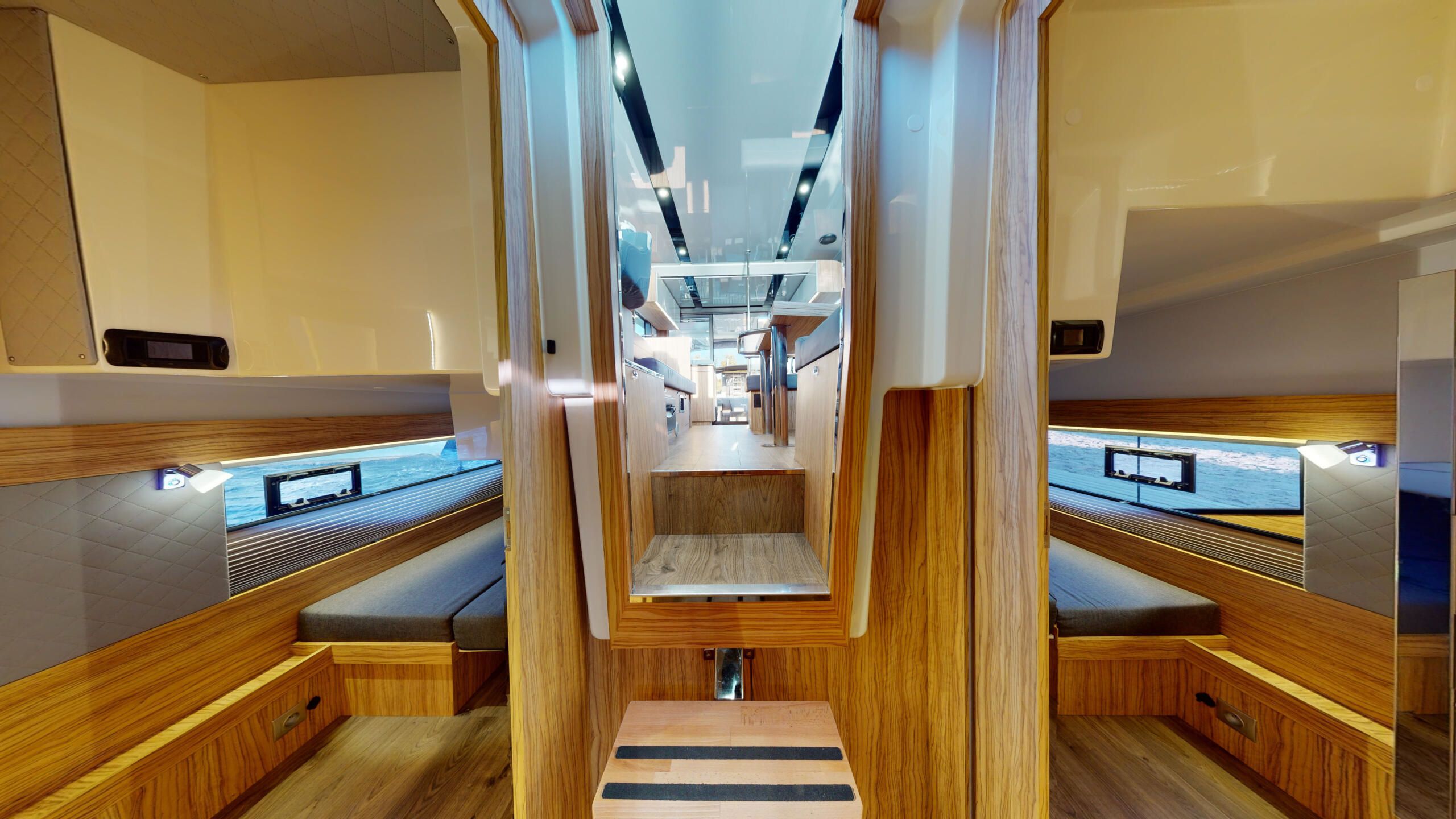 Cobra Yachts 45 | Gold Edition