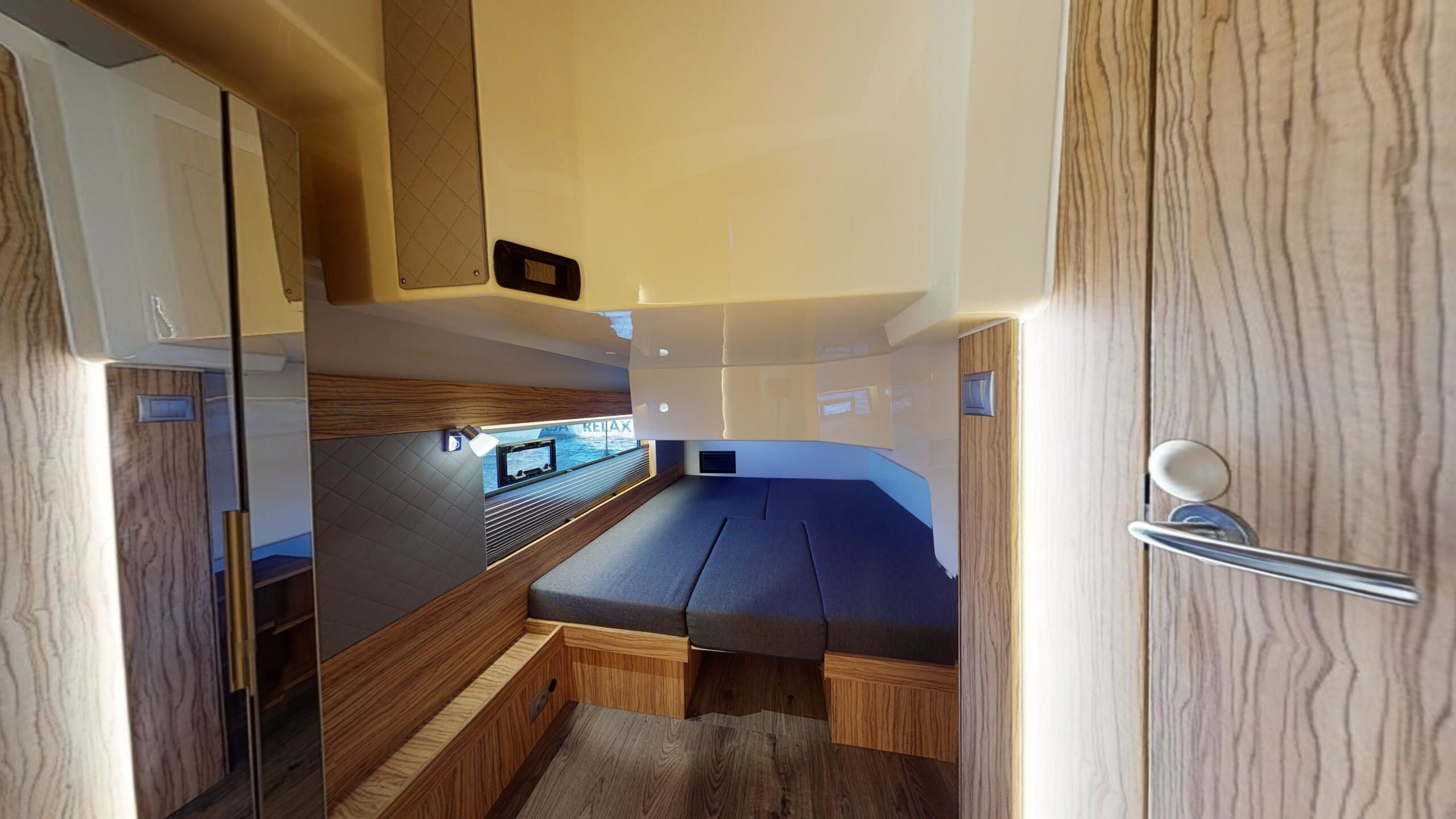 Cobra Yachts 45 | Gold Edition