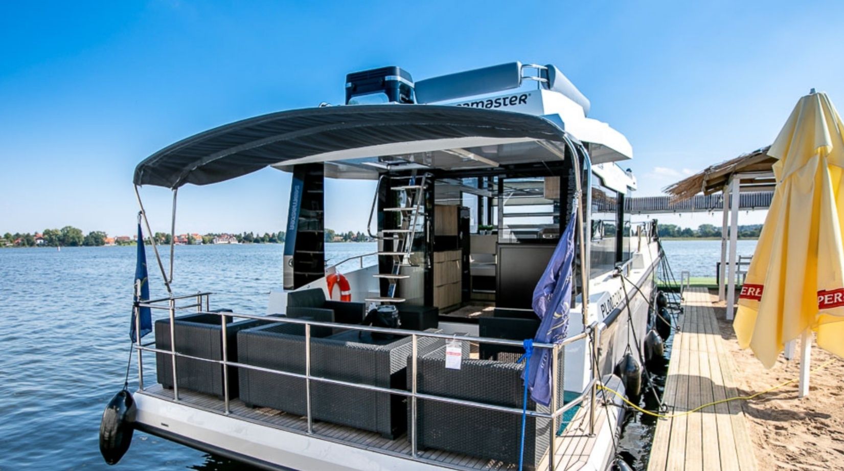 Cobra Yachts 45 | Bella Rainbow