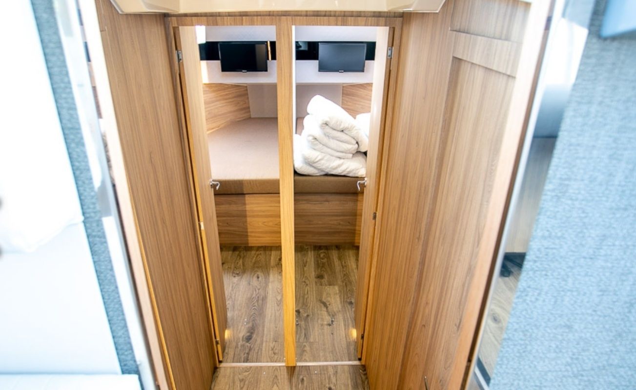 Cobra Yachts 45 | Bella Rainbow