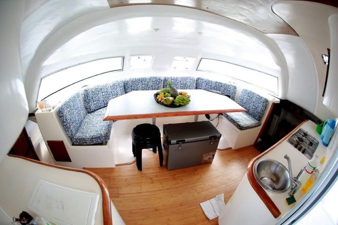 Fountaine Pajot Antigua 37 | Ulysse Explorer