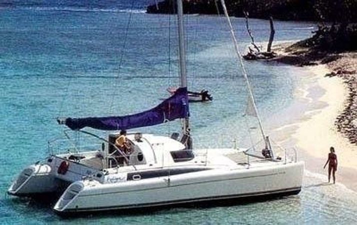 Fountaine Pajot Antigua 37 | Ulysse Explorer