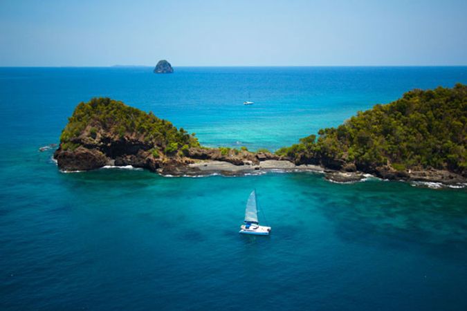Fountaine Pajot Antigua 37 | Ulysse Explorer