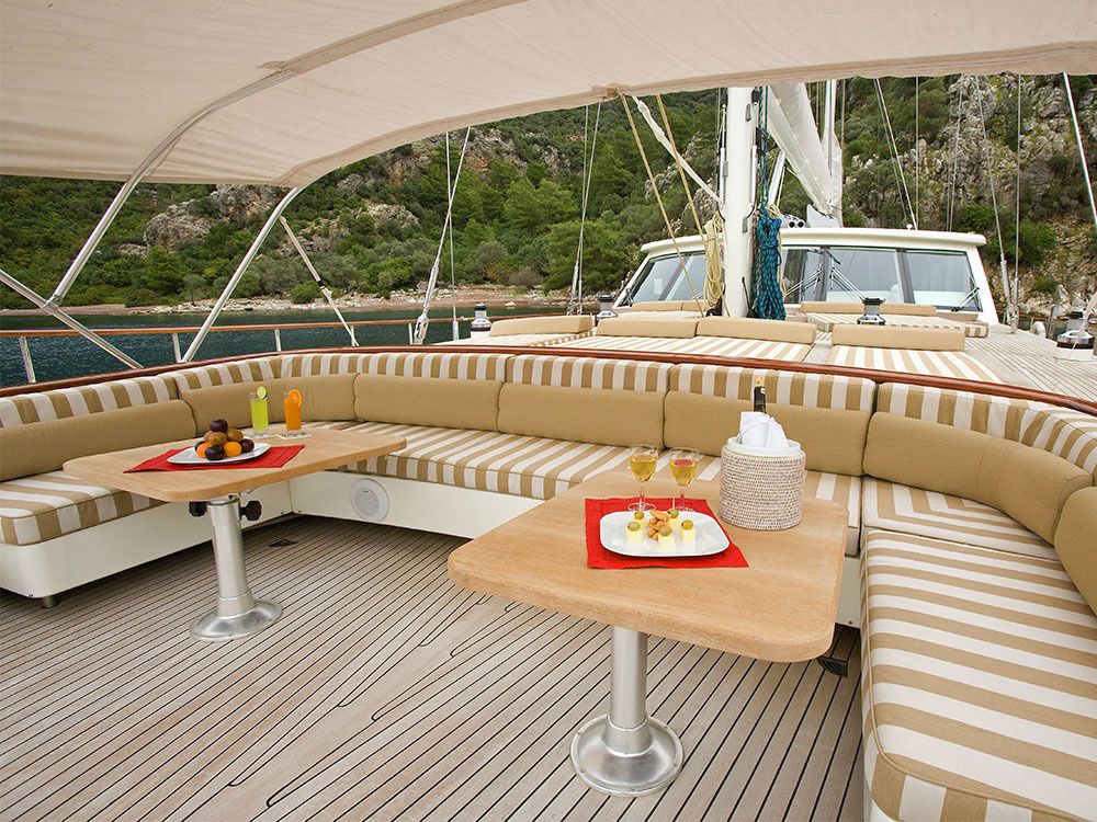 Gulet 121 | Sailing Nour