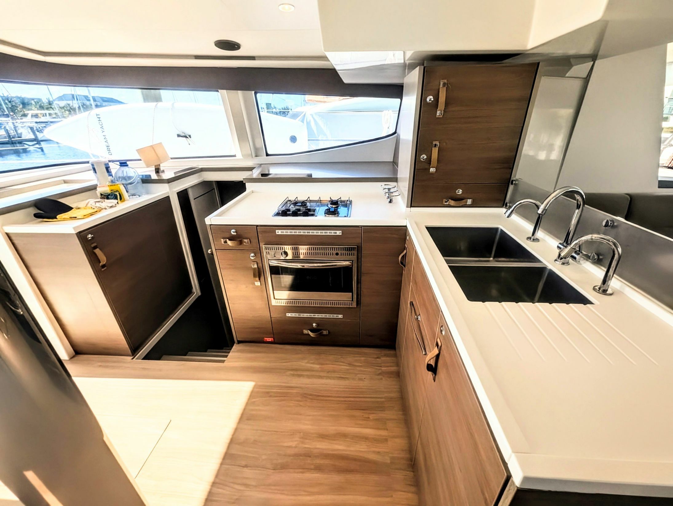 Bali 4.8 | First Tracks