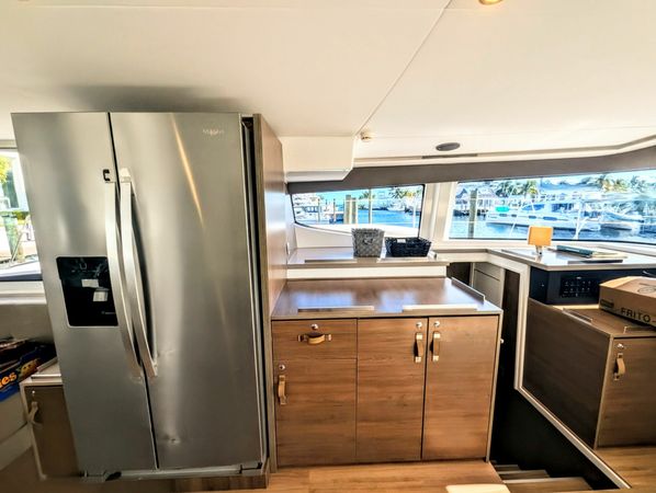 Bali 4.8 | First Tracks