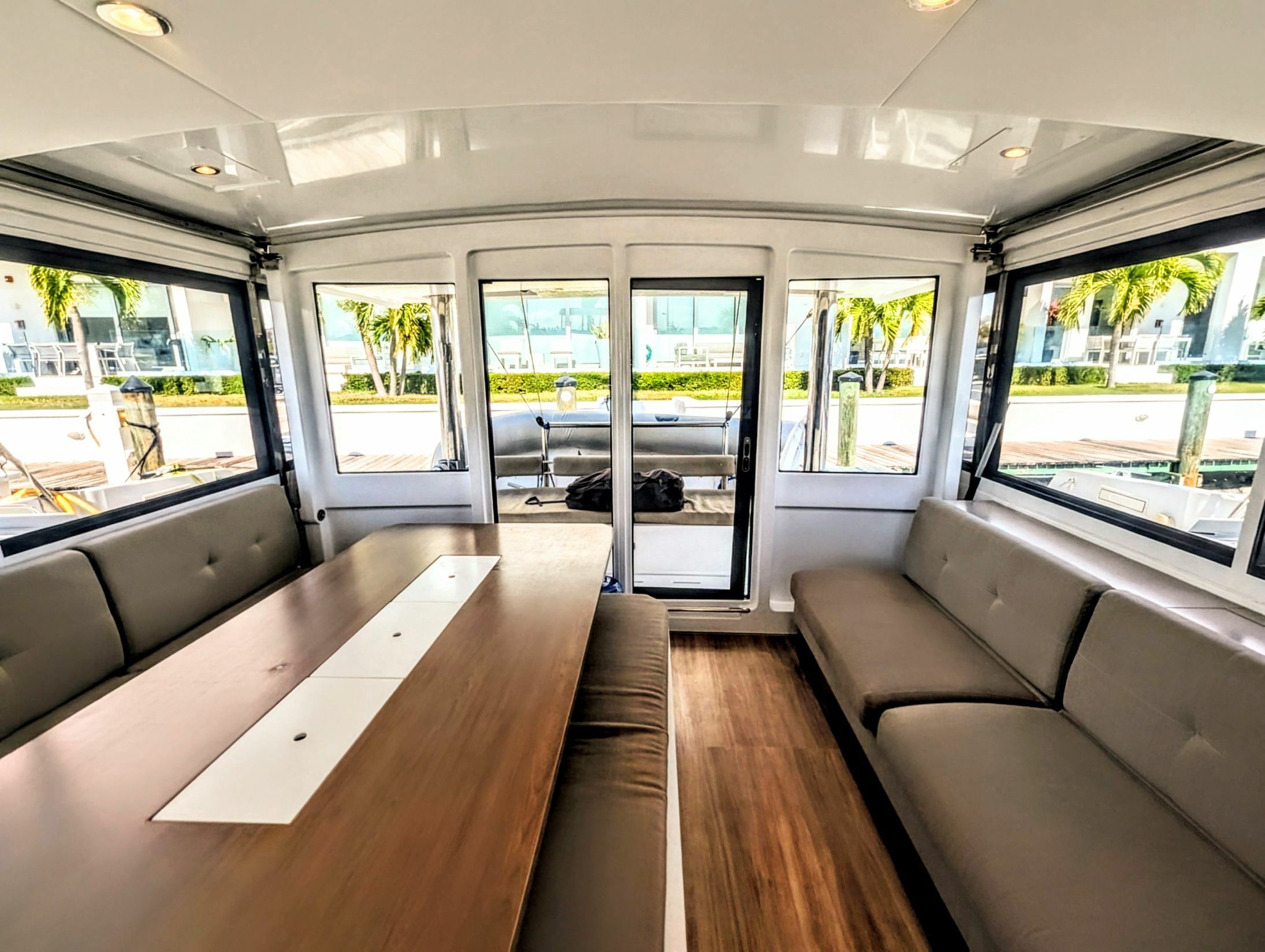 Bali 4.8 | First Tracks