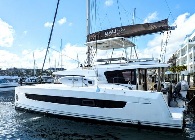 Bali 4.8 | First Tracks