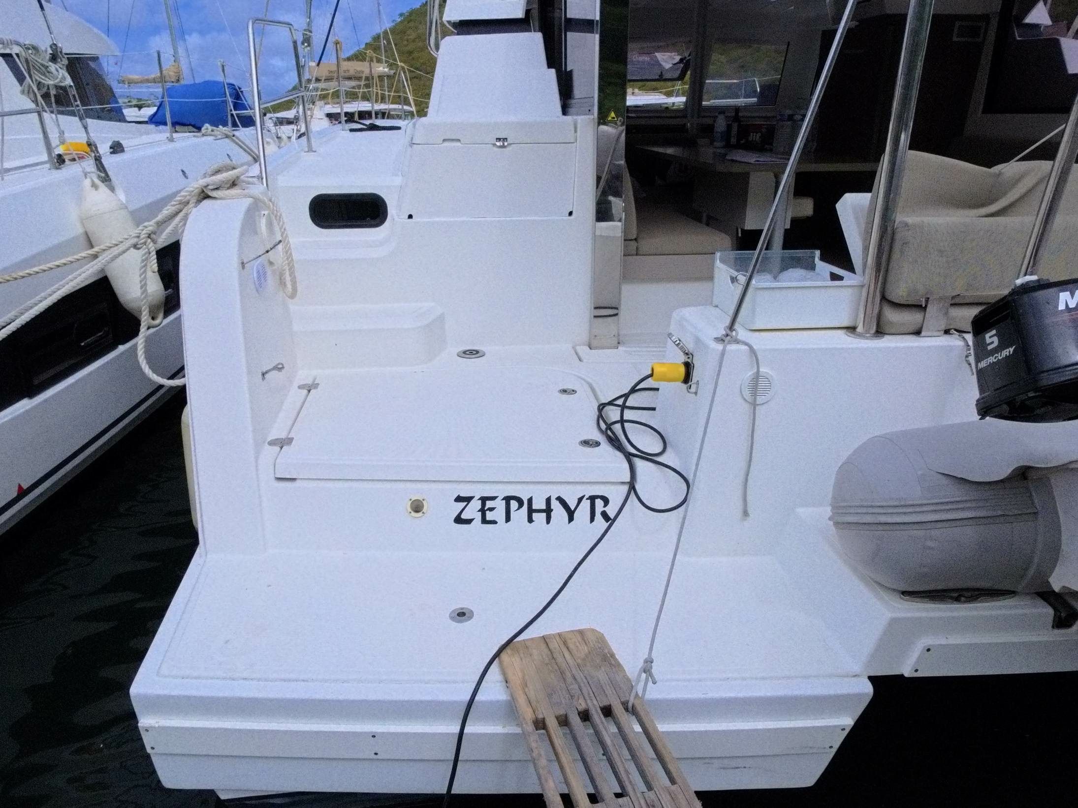 Bali Catspace | Zephyr