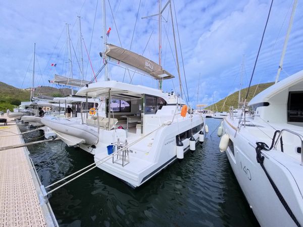 Bali Catspace | Zephyr