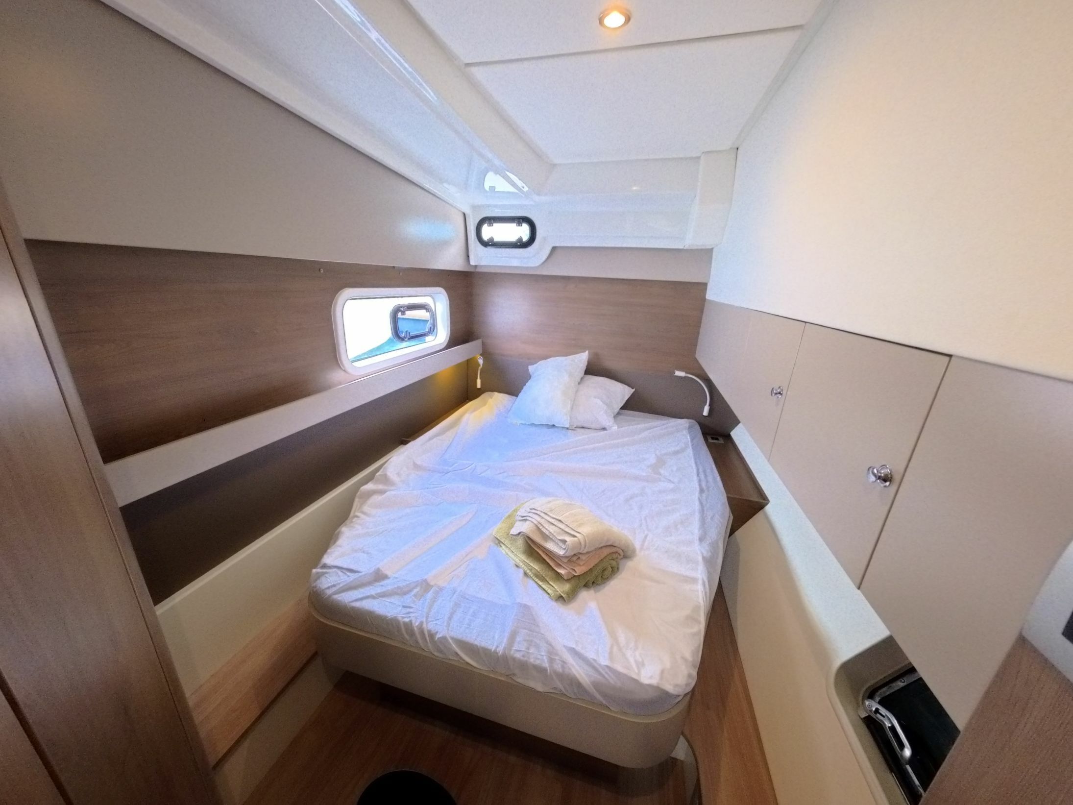 Bali Catspace | Zephyr