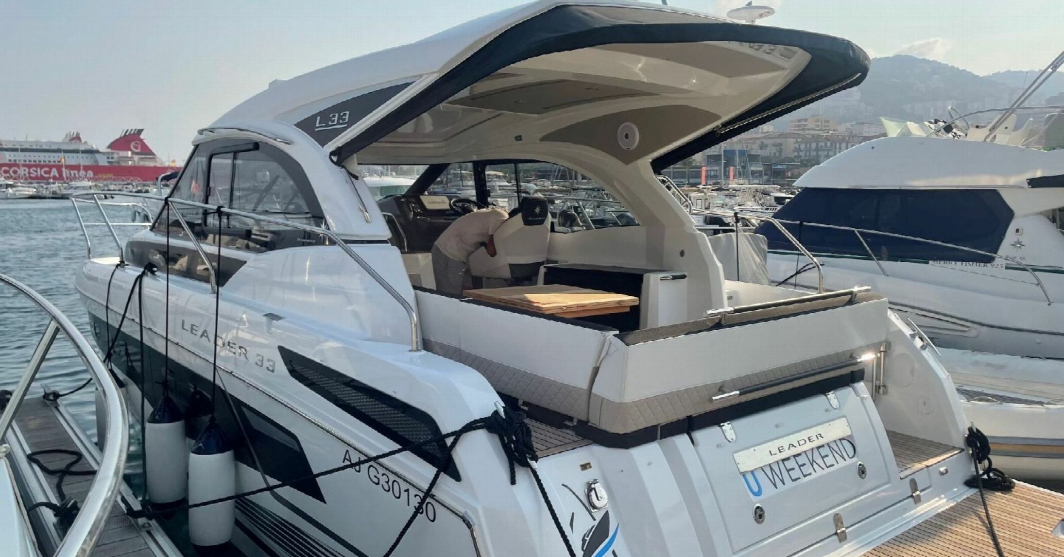Jeanneau Leader 33 | U Weekend