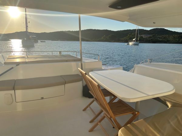 Fountaine Pajot Salina 48 | Shamane