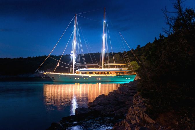 Custom Built 147 | Son de Mar