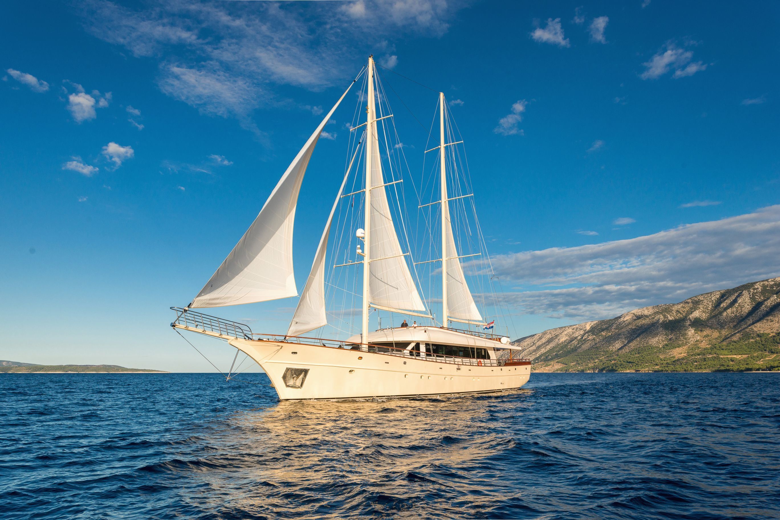 Custom Built 147 | Son de Mar