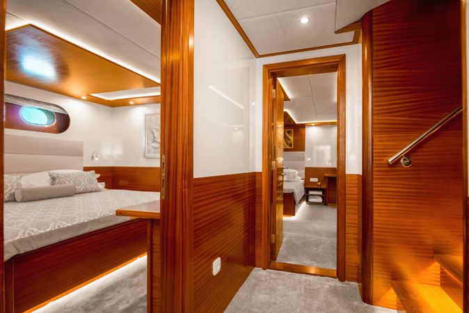 Custom Built 147 | Son de Mar