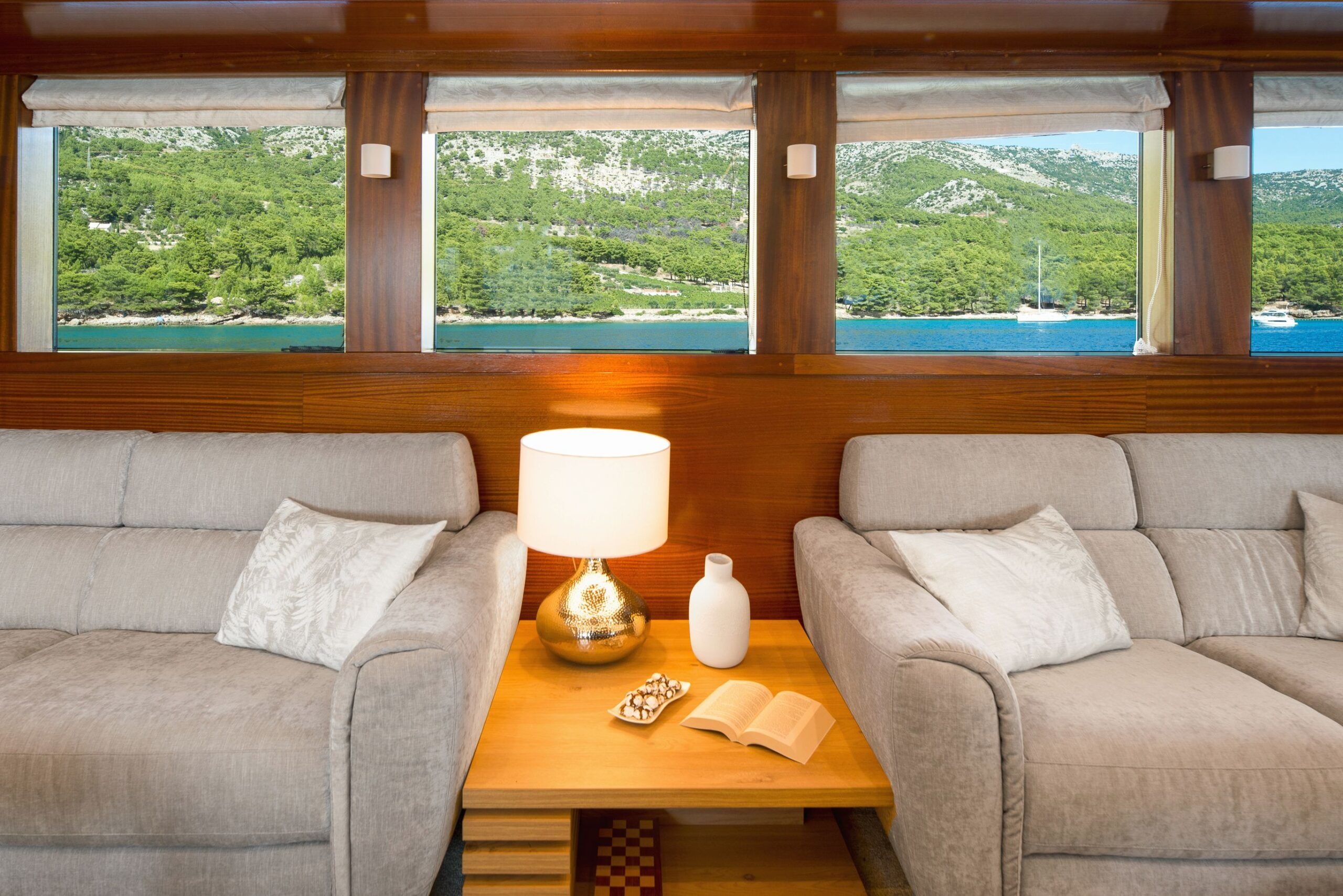 Custom Built 147 | Son de Mar