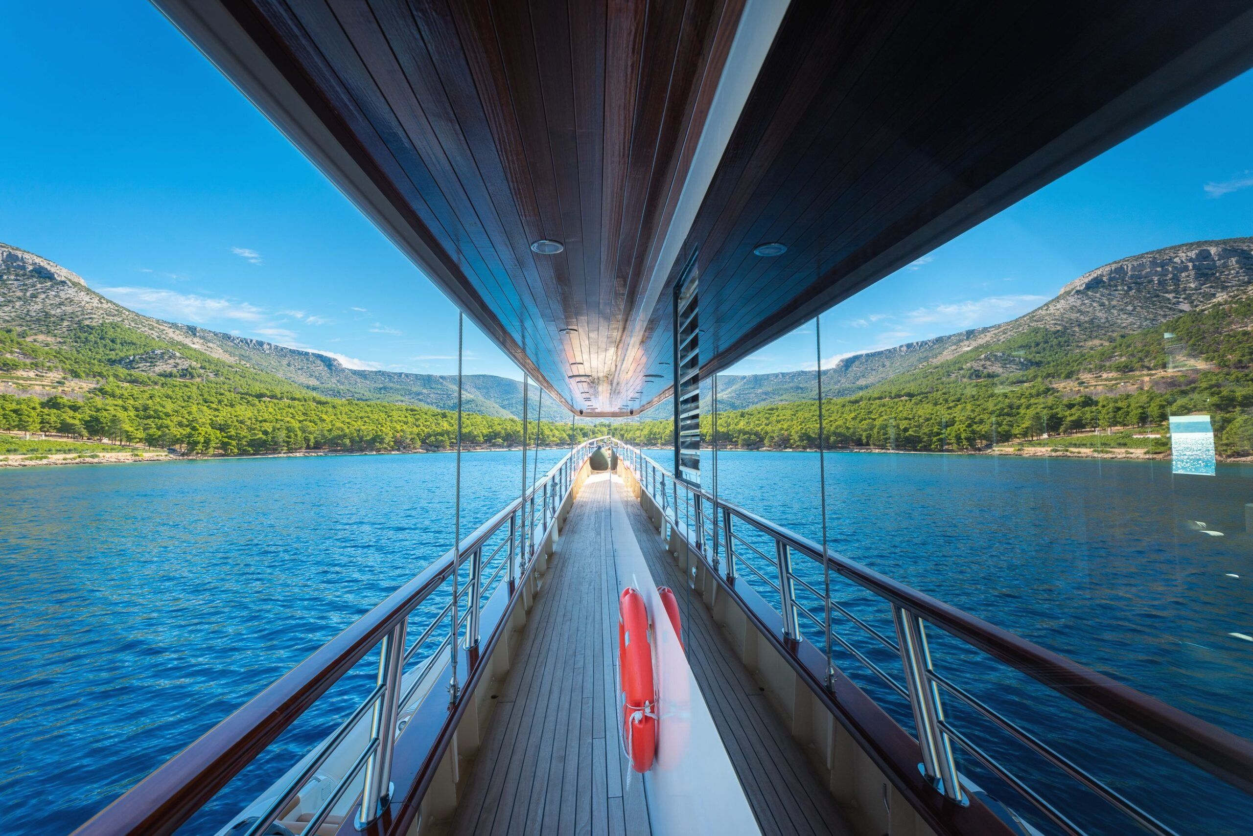 Custom Built 147 | Son de Mar