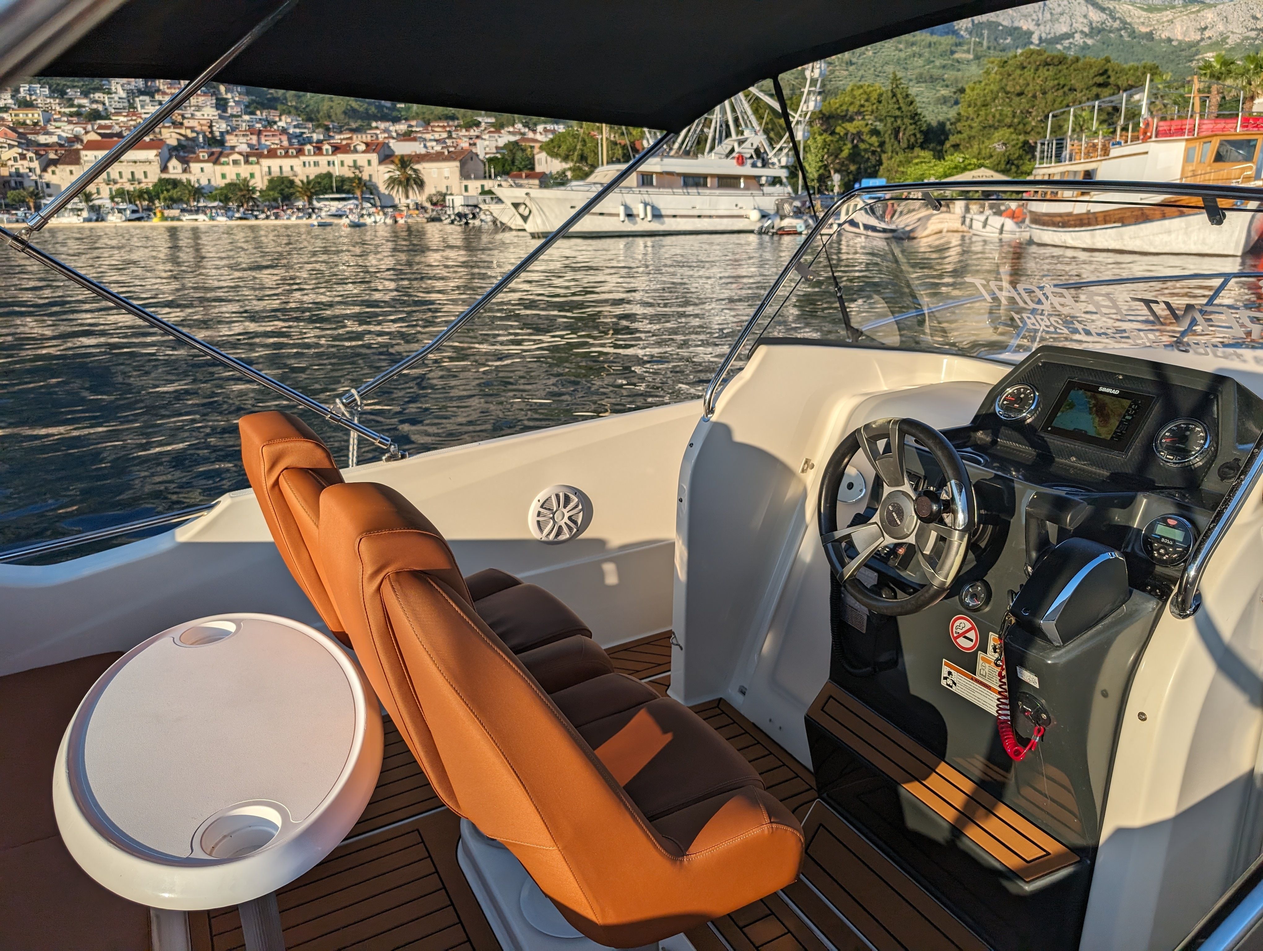 Quicksilver 675 | Open