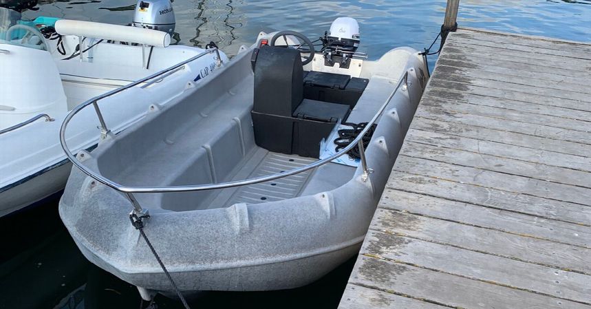 Whaly 435 | Mini Top