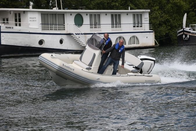 Bombard Sunrider 700 | 20