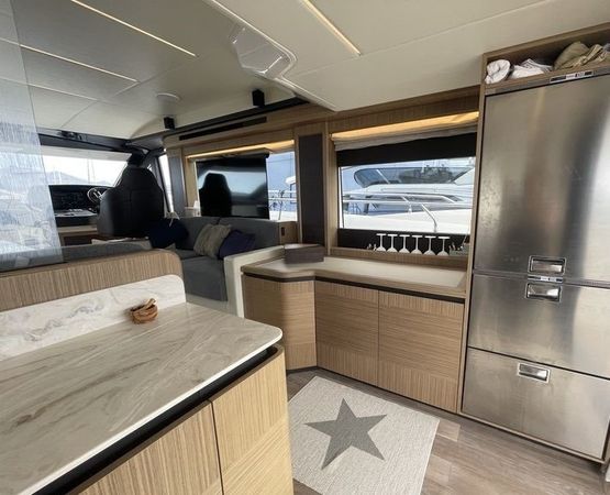 Absolute 52 Fly | Oxygen