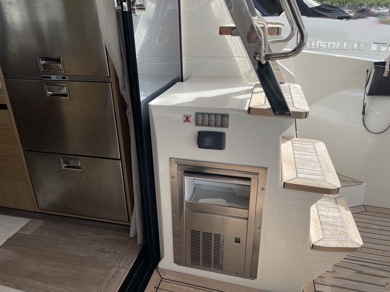 Absolute 52 Fly | Oxygen