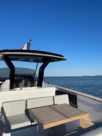 Pardo 38 | Blue Moon