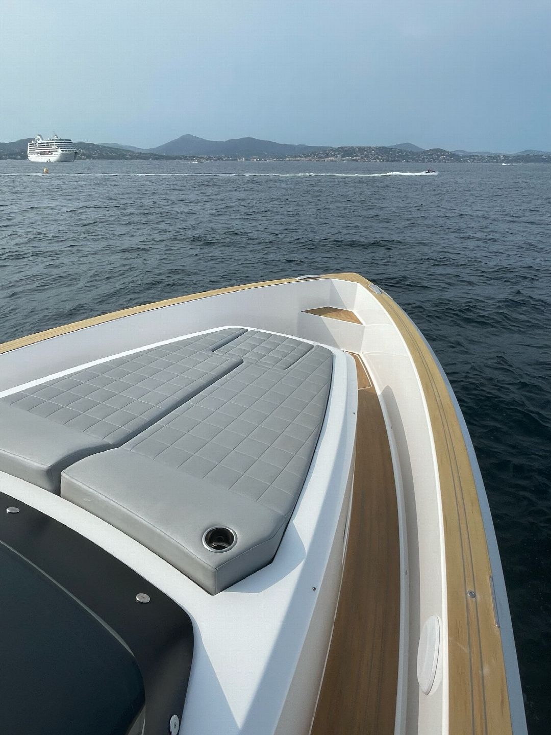 Pardo 38 | Blue Moon