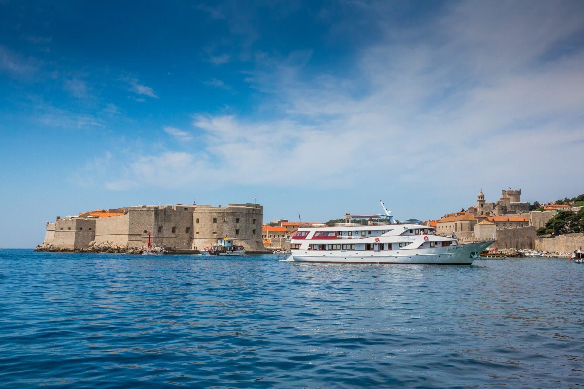 Custom Built 124 | Splendid