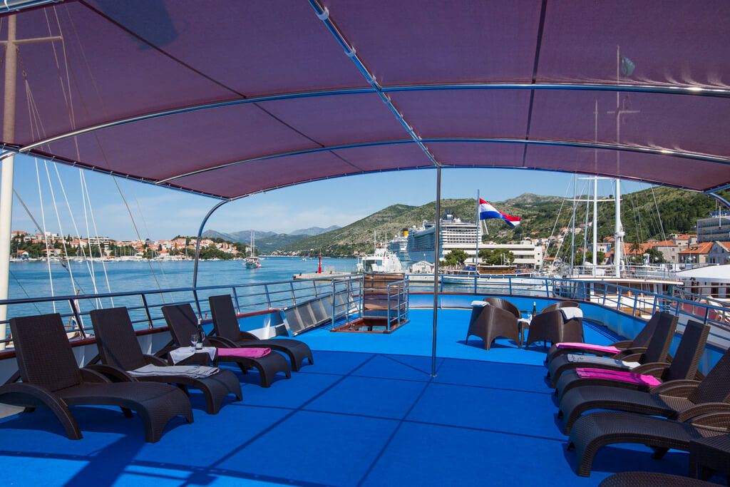 Custom Built 124 | Splendid