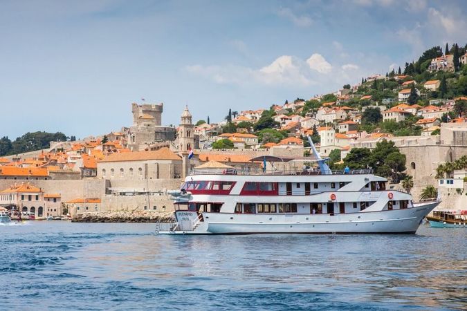 Custom Built 124 | Splendid