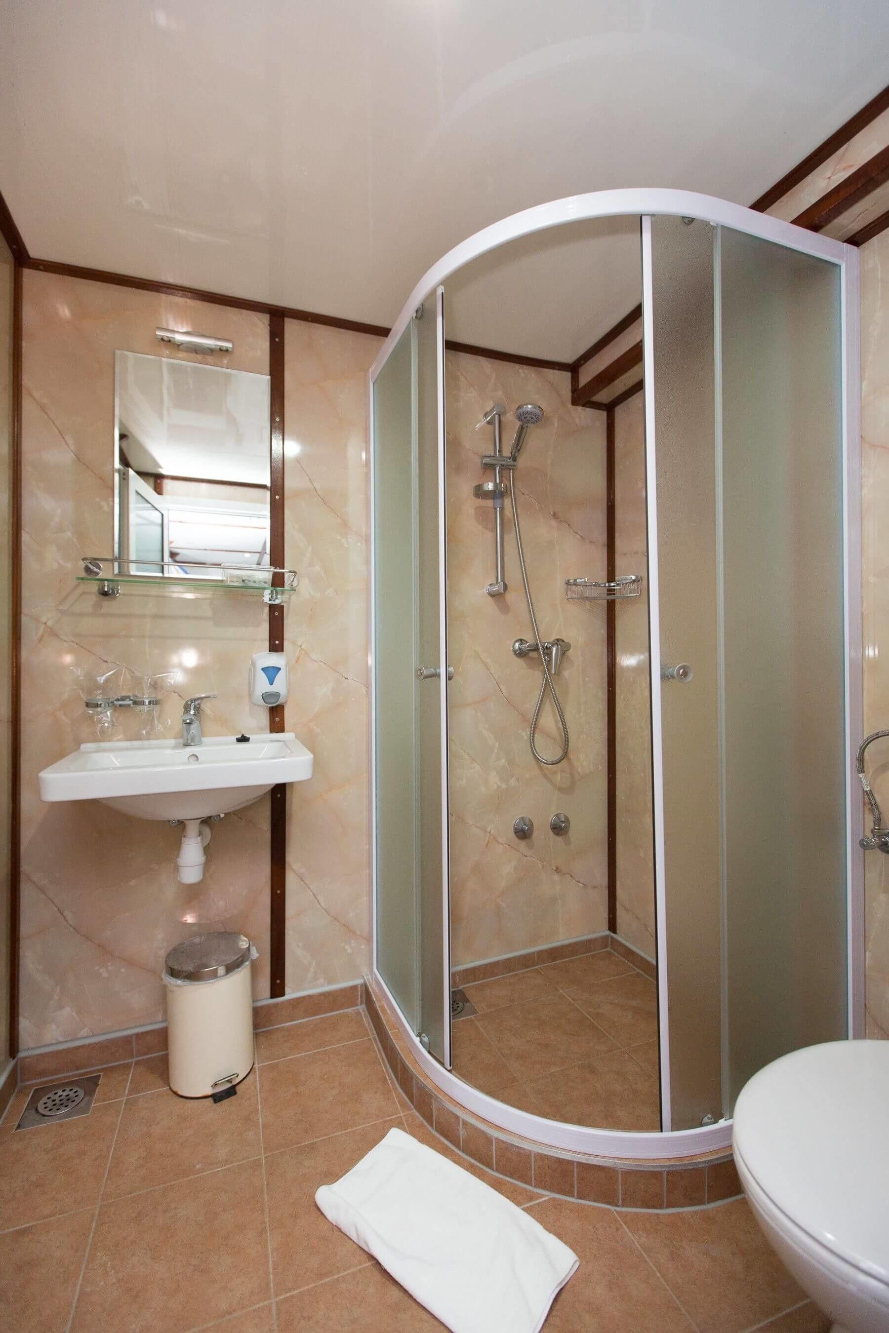 Custom Built 124 | Splendid