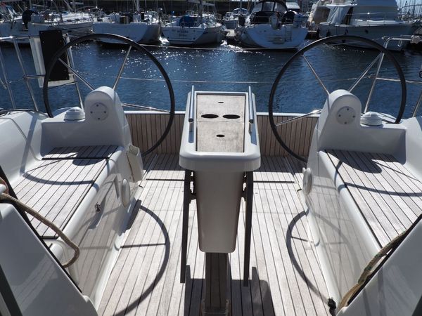 Dufour 310 | Fastinet