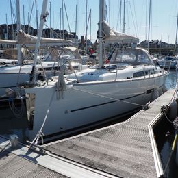 Dufour 310 | Fastinet