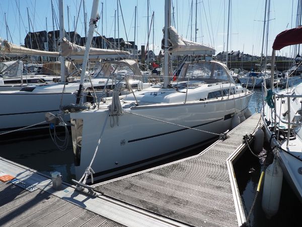 Dufour 310 | Fastinet