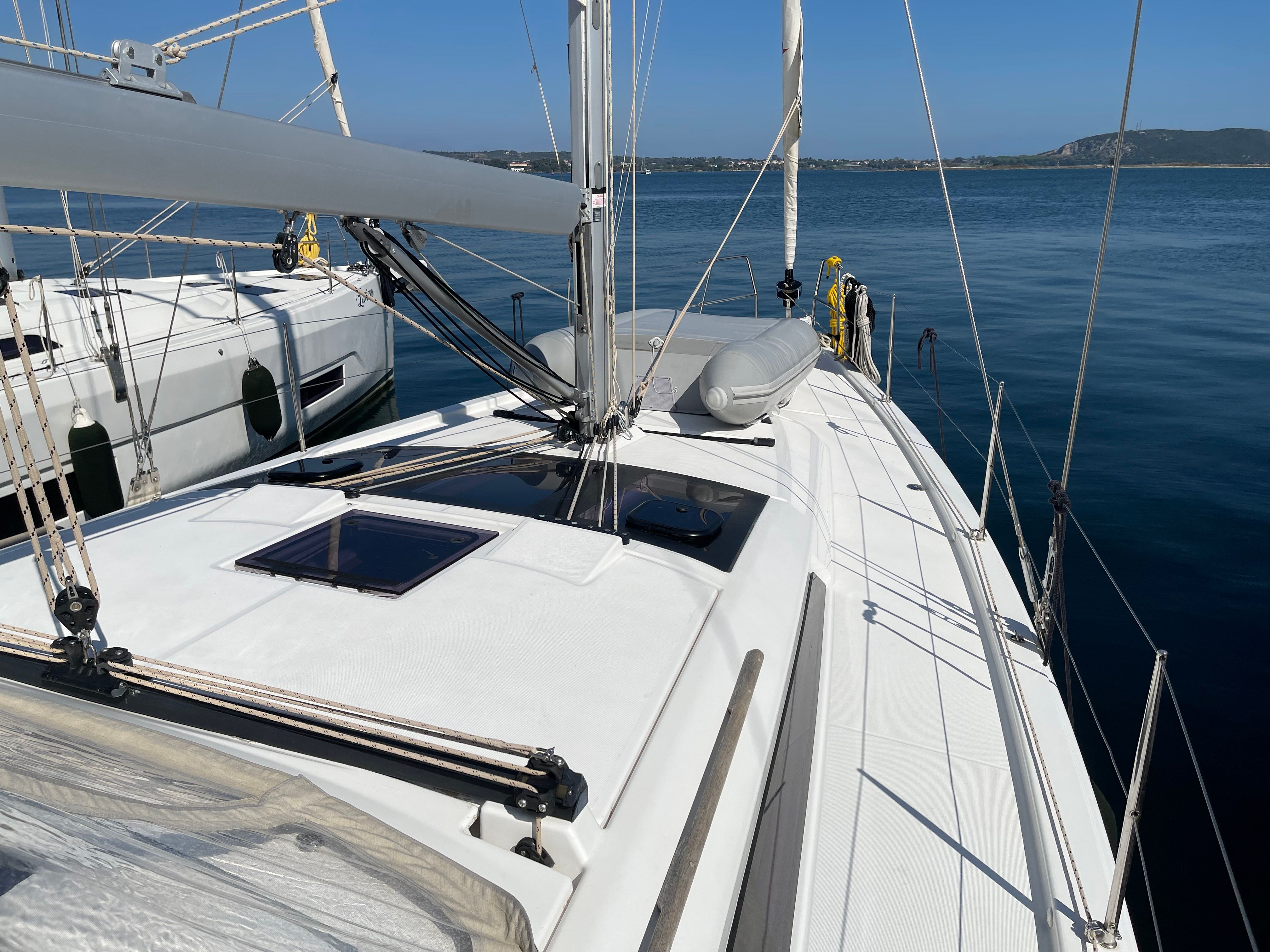 Dufour 390 | Theodora