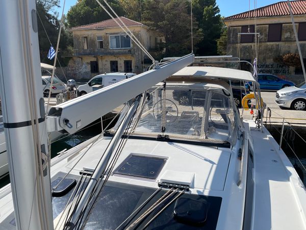 Dufour 390 | Theodora