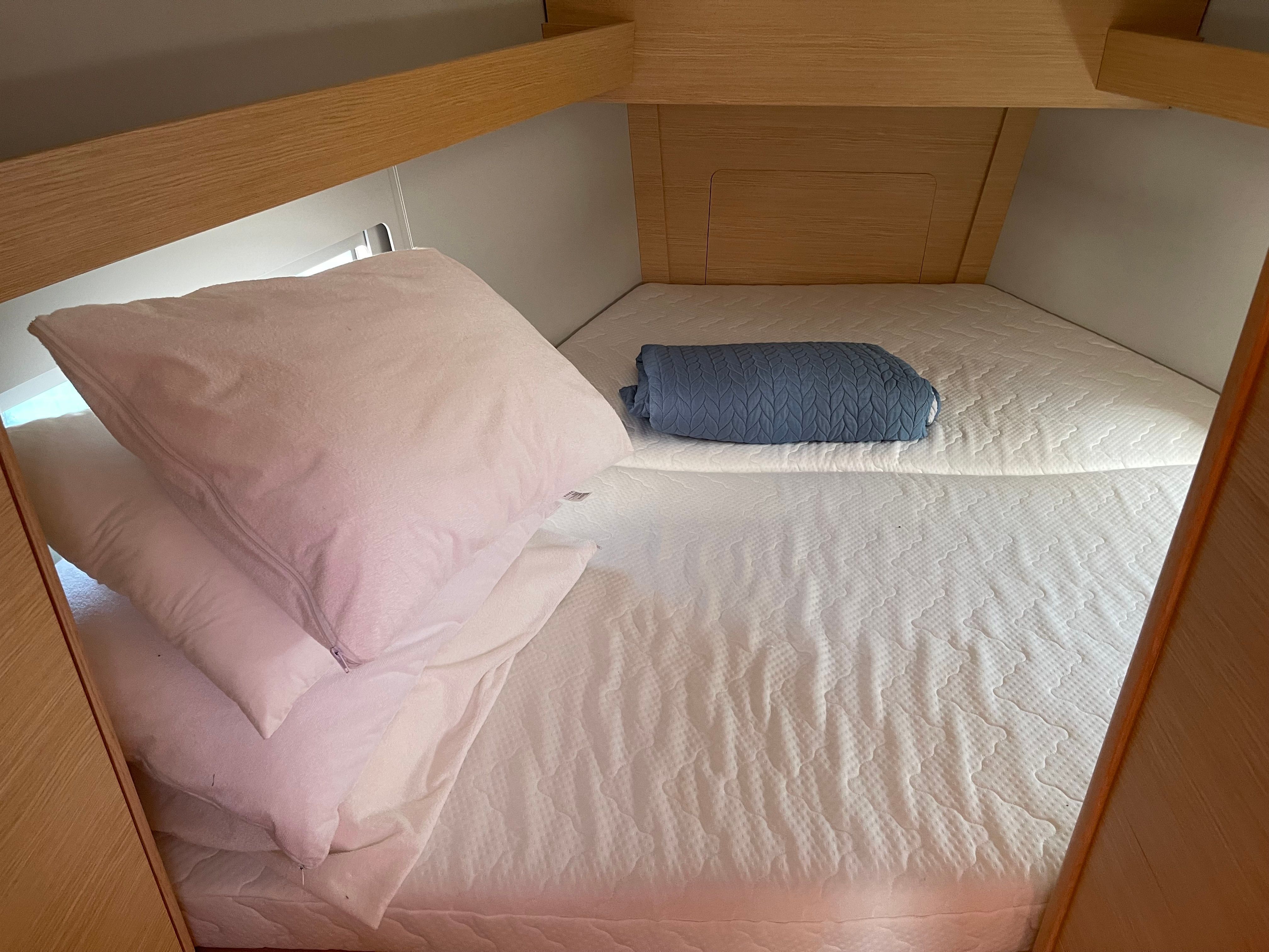 Dufour 390 | Theodora