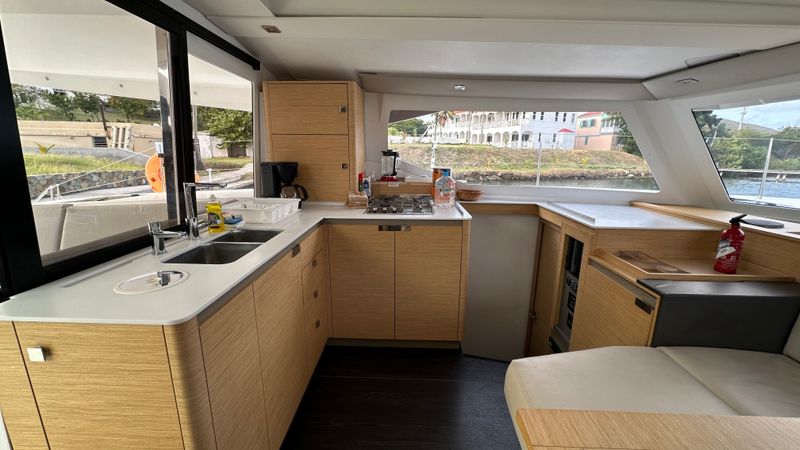 Fountaine Pajot Isla 40 | Nomad