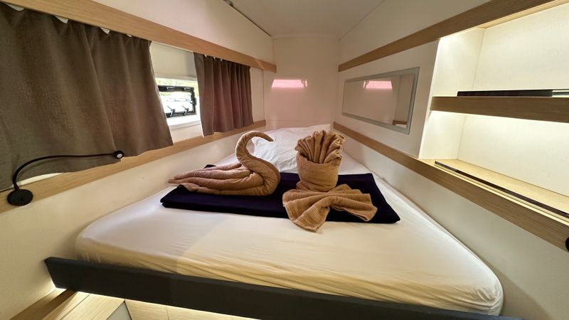 Fountaine Pajot Isla 40 | Nomad