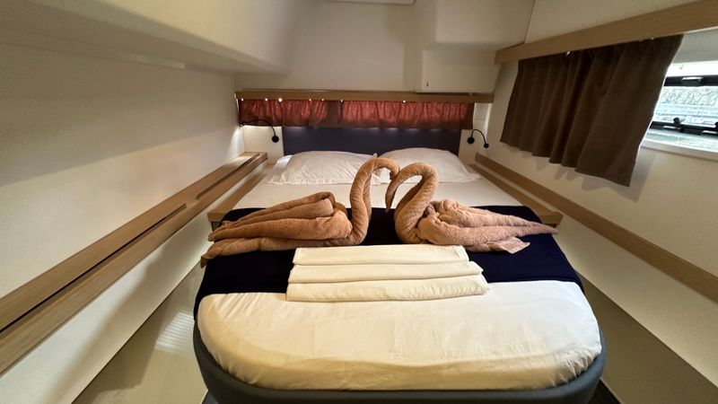 Fountaine Pajot Isla 40 | Nomad