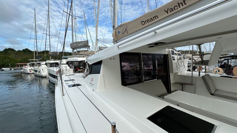 Fountaine Pajot Isla 40 | Nomad