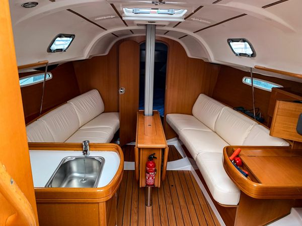 Beneteau First 31.7 | Keyo