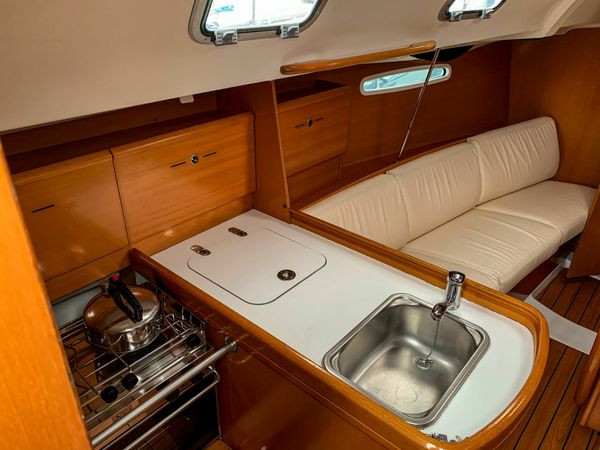 Beneteau First 31.7 | Keyo