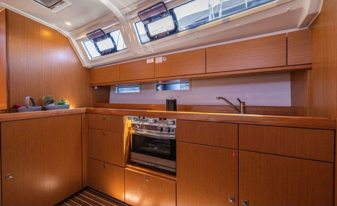 Bavaria Cruiser 46 | First Step